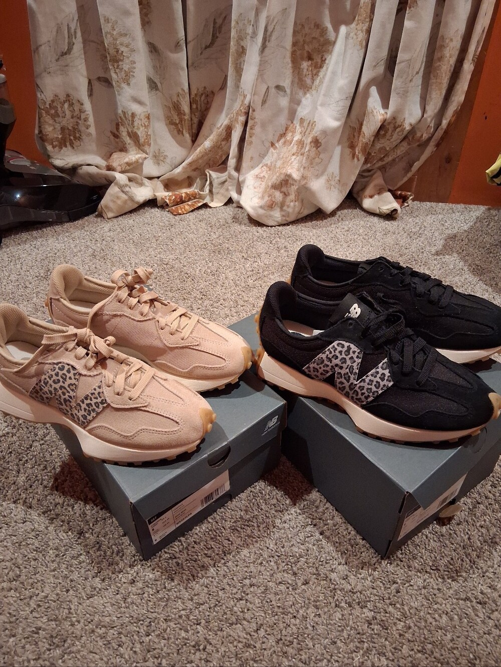New Balance Women's Beige and Black Sneakers with Leopard Logo Accent